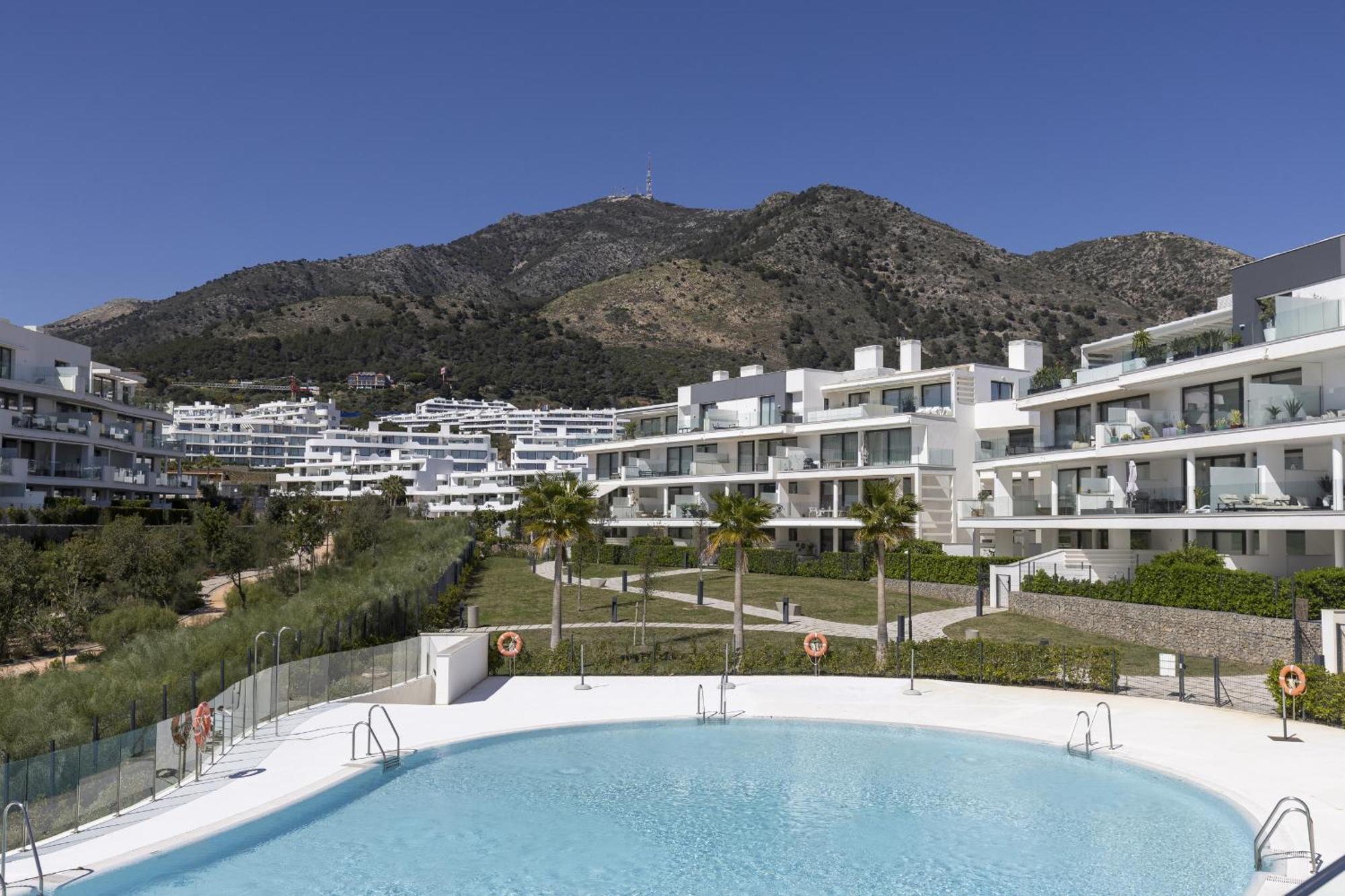 Stylish Apartment With Large Terrace In Higueron Fuengirola Luaran gambar